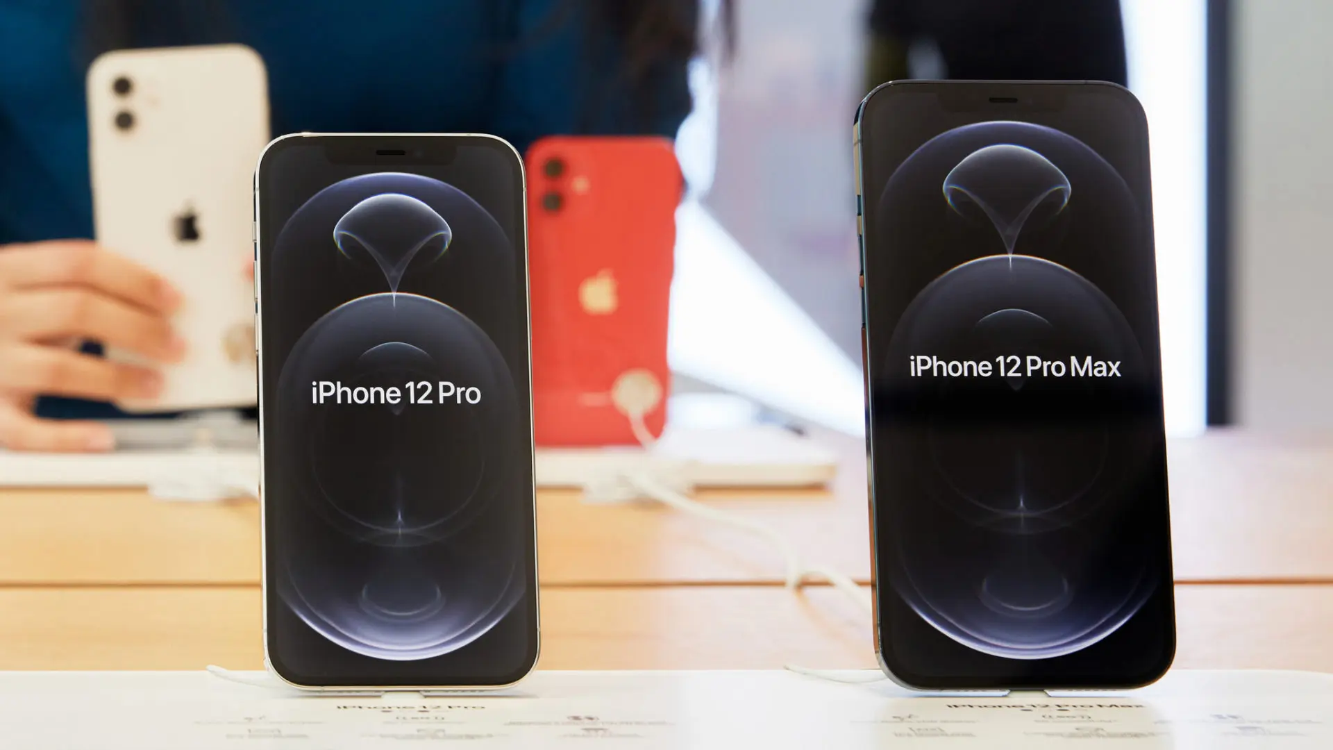 iPhone 12 Pro vs. iPhone 12 Pro Max