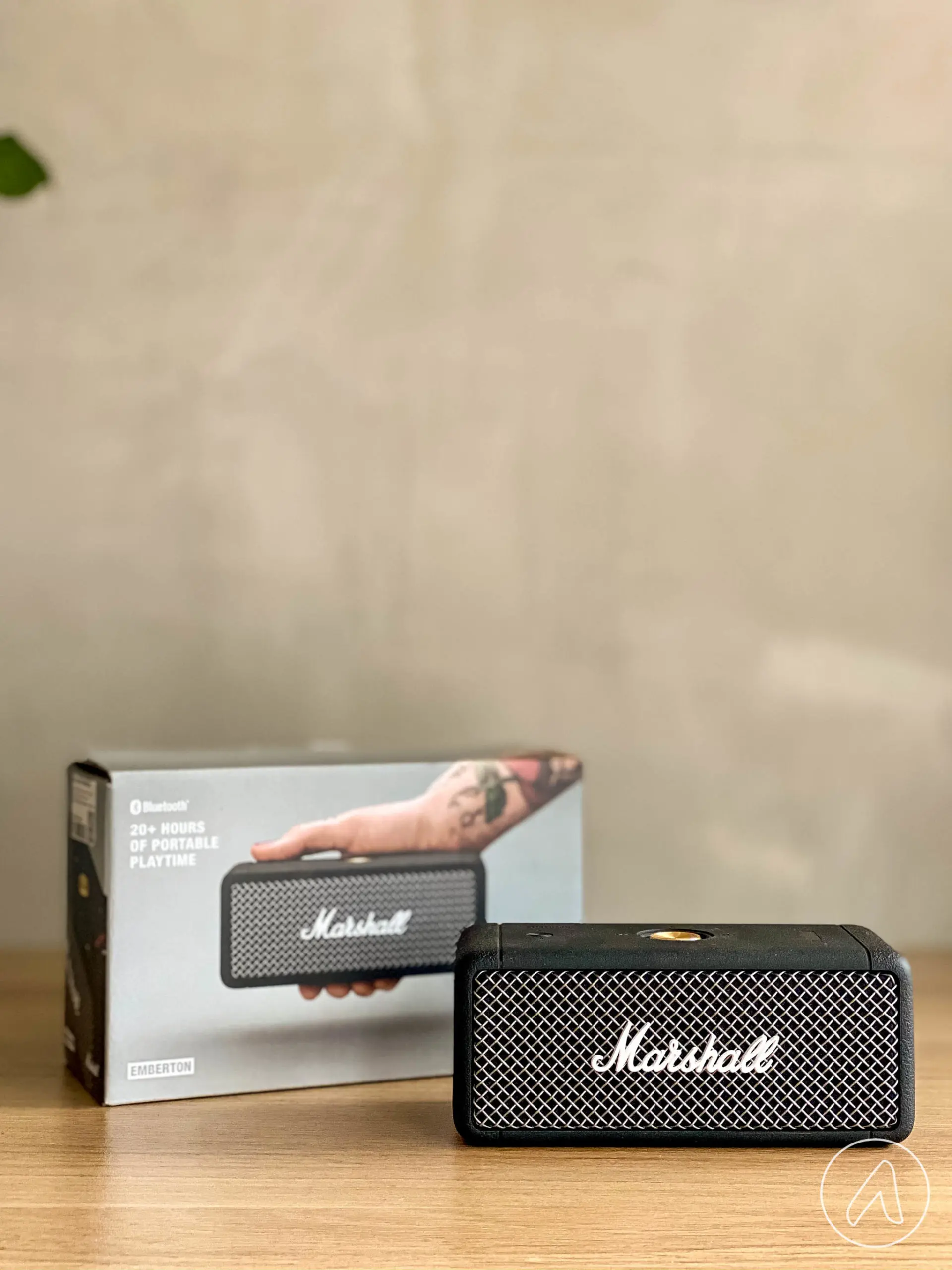 Lua Bluetooth di động Marshall Emberton