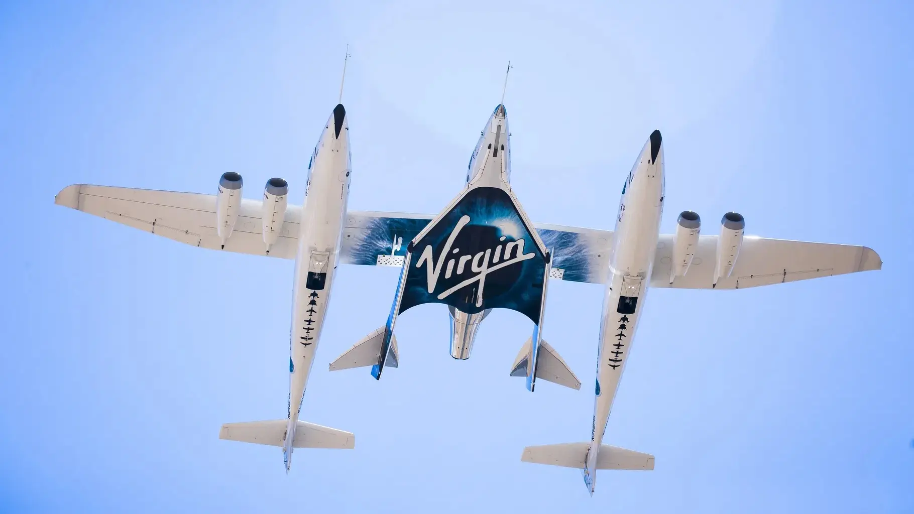 600 người đã đặt vé trị giá $250,000 của Virgin Galactic để bay vào không gian.