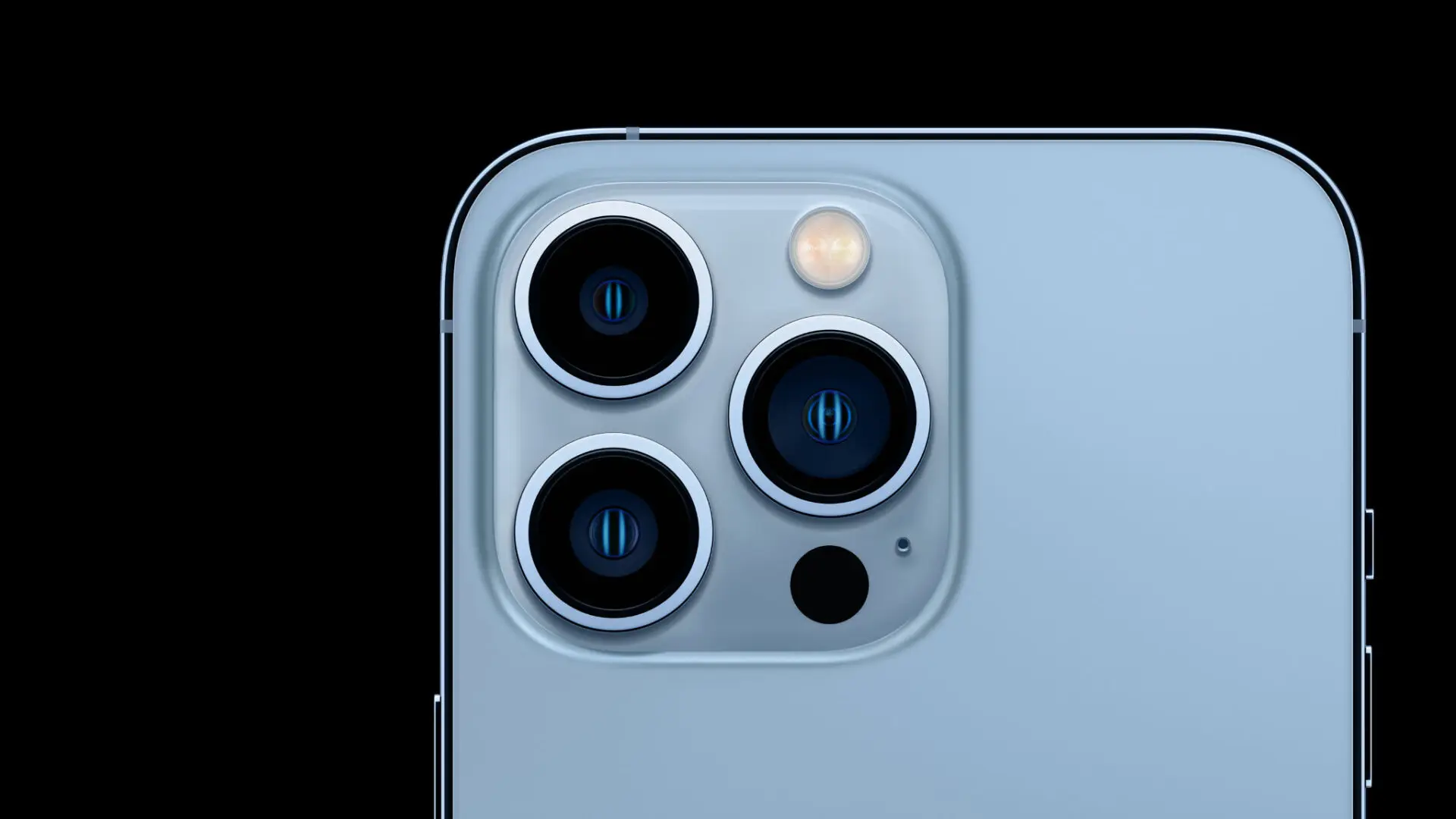 Apple giới hạn khả năng quay video ProRes trên iPhone 13 Pro 128GB