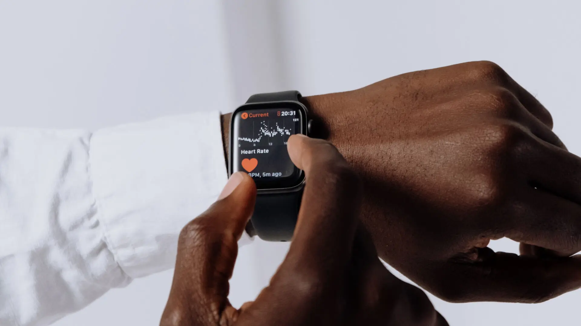 Apple Watch Series 7 liệu sẽ có tính năng đo huyết áp?