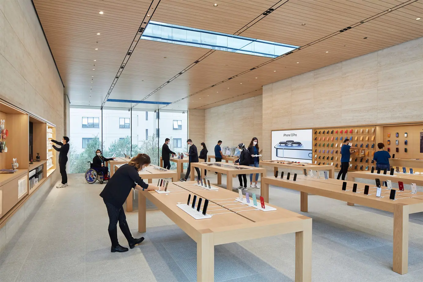 Apple Bağdat Caddesi, Istanbul, Turkey khai trương vào thứ 6, 22 tháng 10