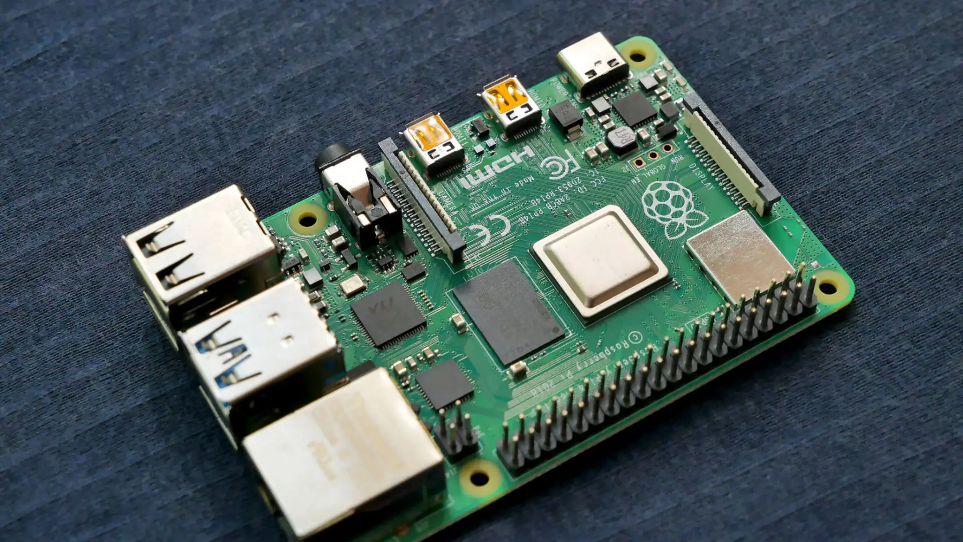 Raspberry Pi 4 lần đầu tăng giá, mở bán lại bản 1GB