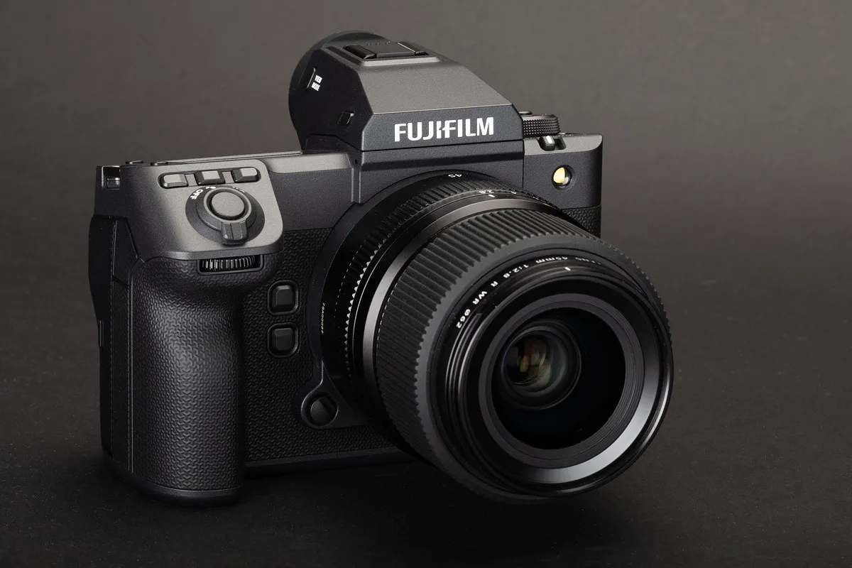 FujiFilm GFX 100II thực tế Ontop.vn 1 1