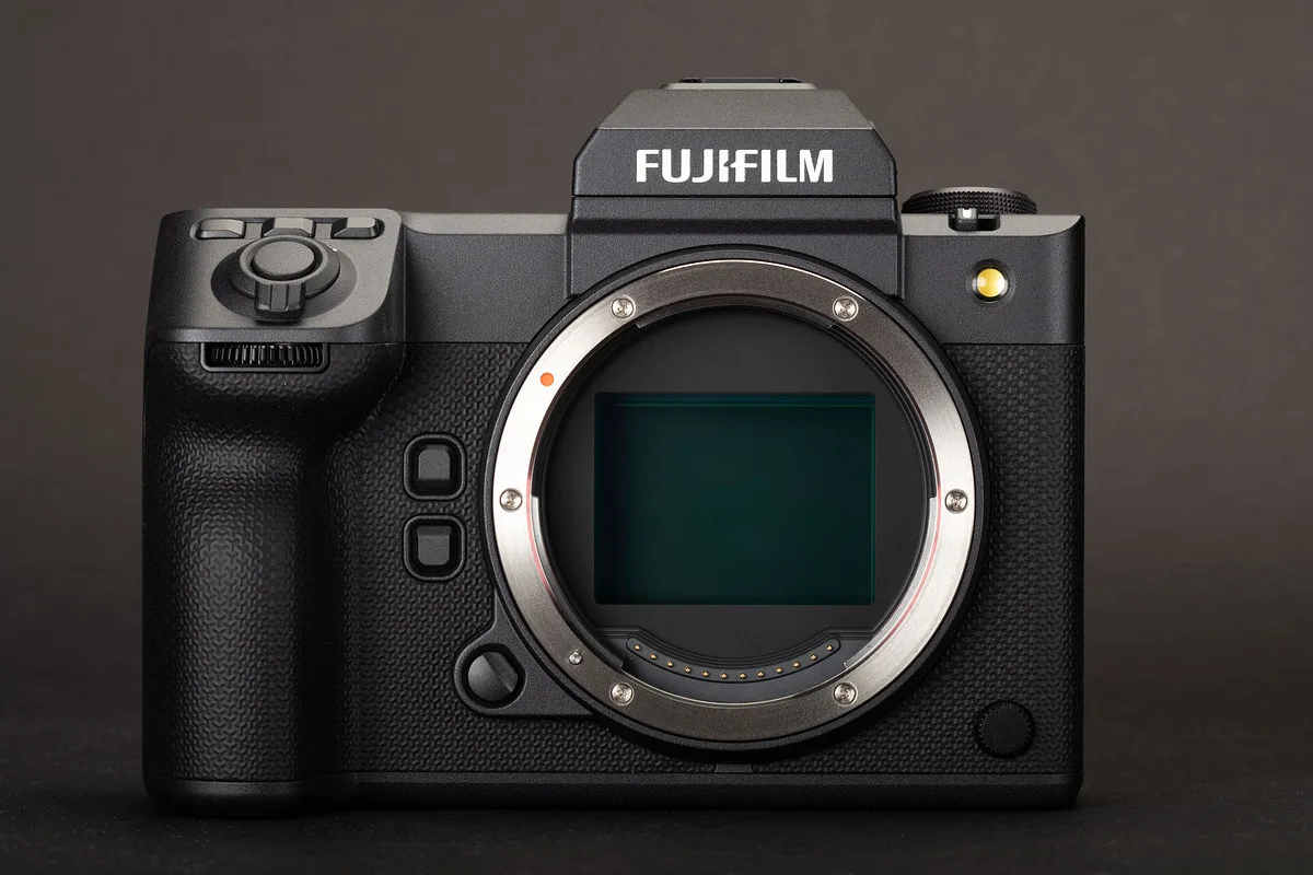 FujiFilm GFX 100II thực tế Ontop.vn 2 2