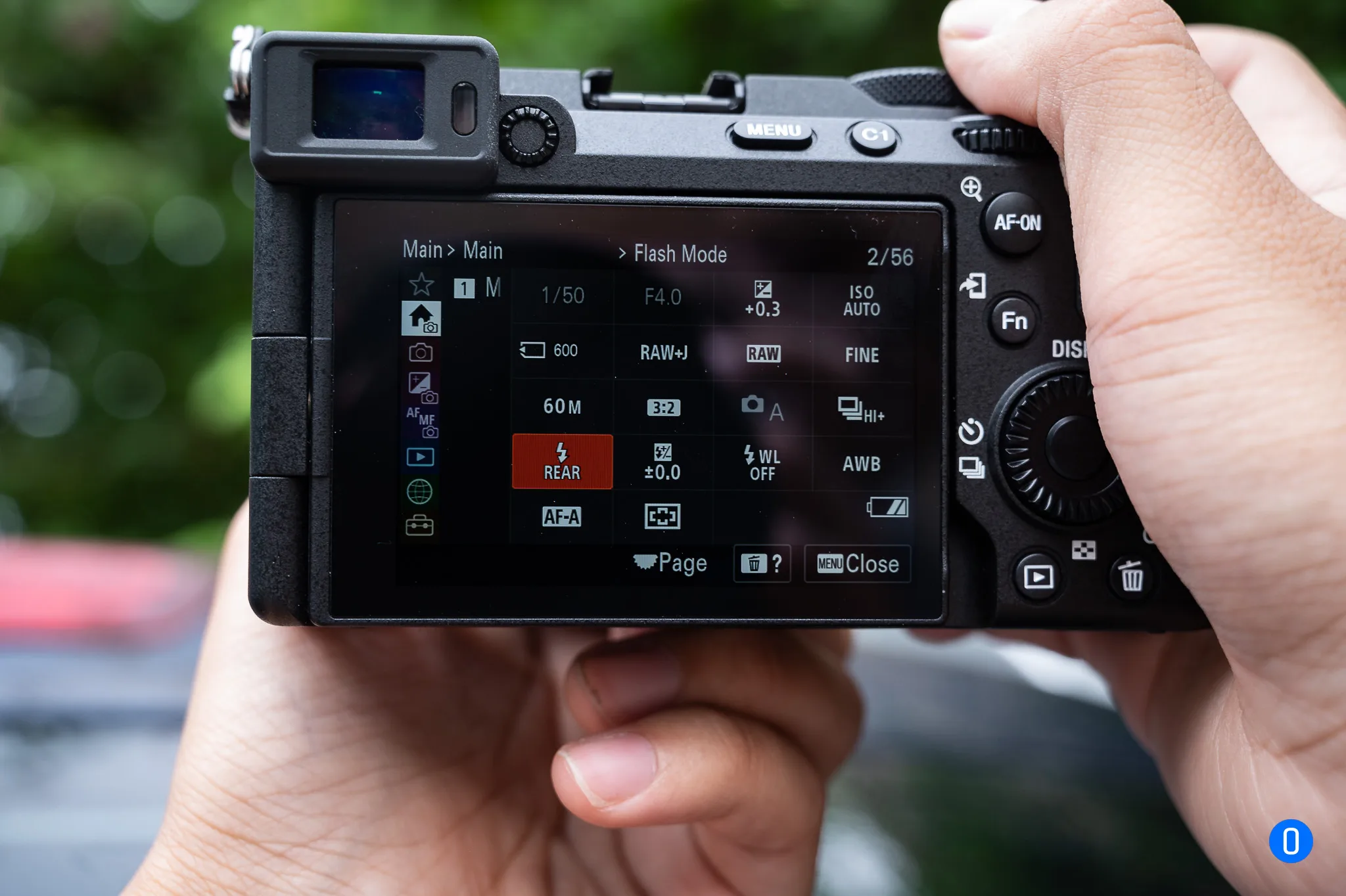Trên tay Sony a7C R 14