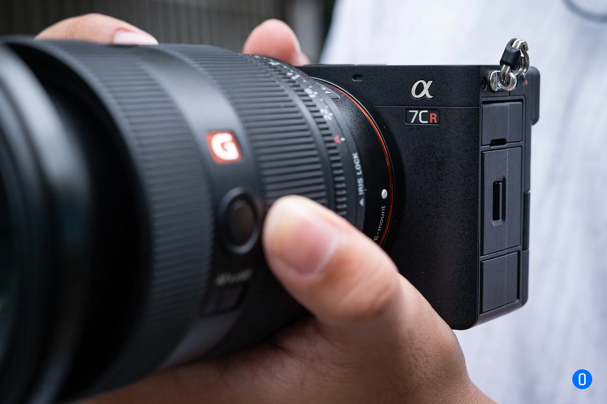 Trên tay Sony a7C R 26