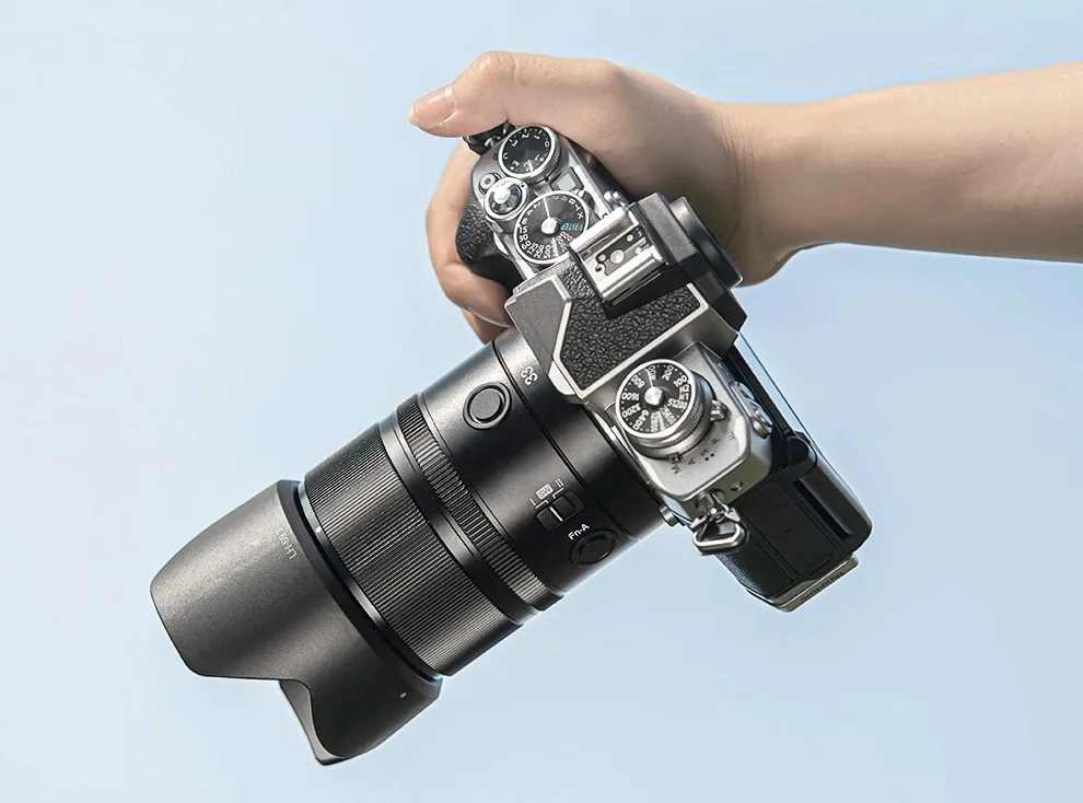 Yongnuo YN 56mm f1.4 DA DSM WL PRO APS C lens for Nikon Z mount 6 copy 2.jpg